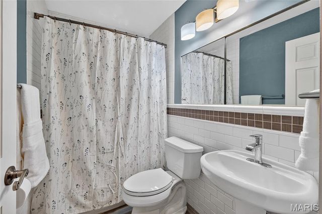 1325 Yale Avenue, Richmond Heights, MO 63117