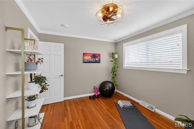 1325 Yale Avenue, Richmond Heights, MO 63117