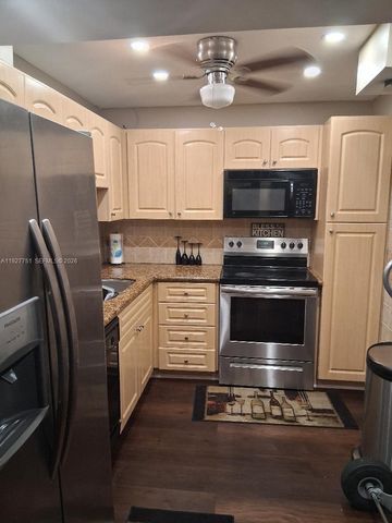 1000 Saint Charles Place L2, Pembroke Pines, FL 33026