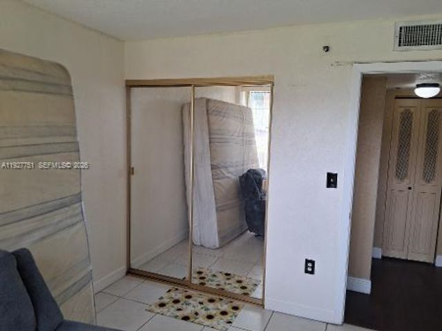 1000 Saint Charles Place L2, Pembroke Pines, FL 33026
