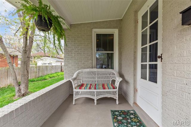 1027 Curran Avenue, Kirkwood, MO 63122