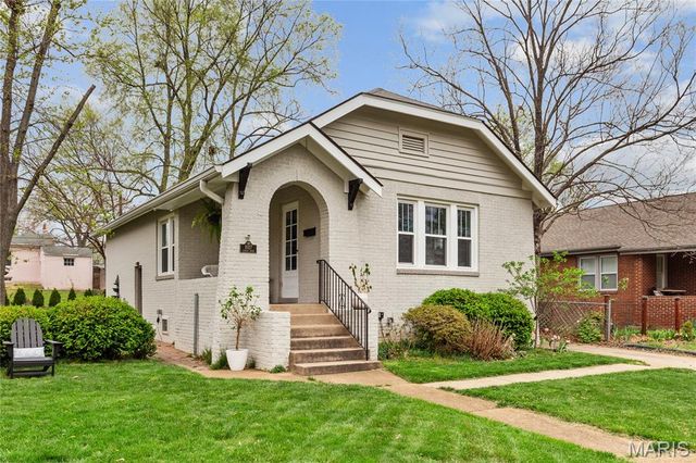 1027 Curran Avenue, Kirkwood, MO 63122