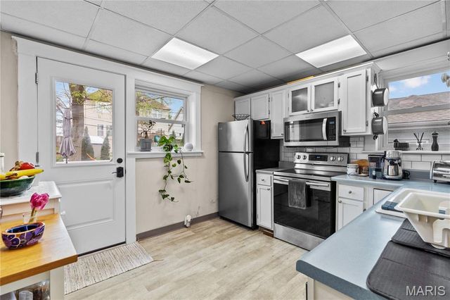 1027 Curran Avenue, Kirkwood, MO 63122