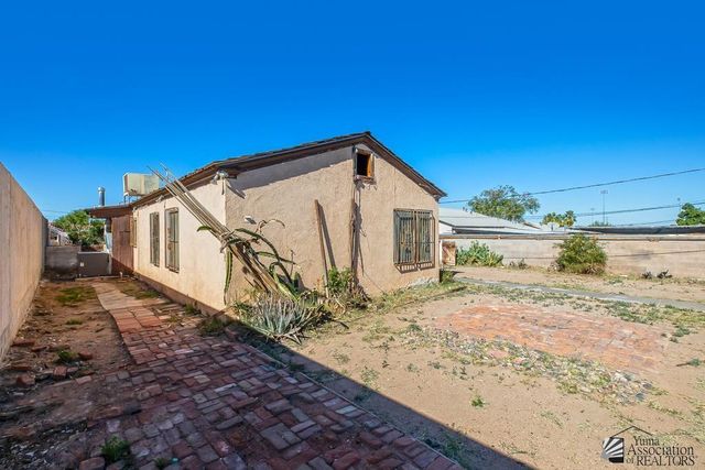 577 S 9 Ave, Yuma, AZ 85364
