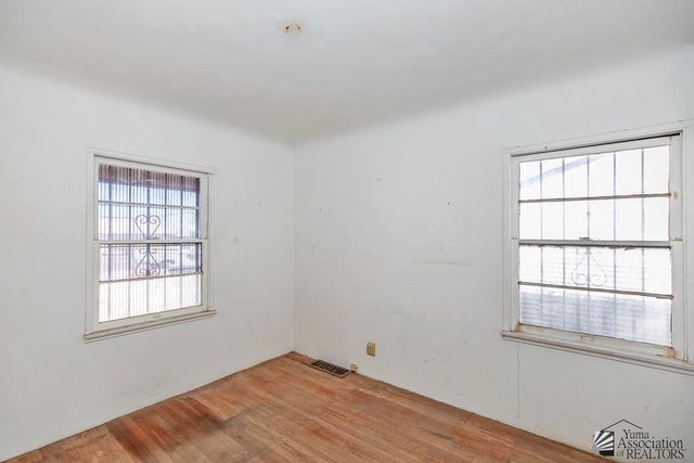 577 S 9 Ave, Yuma, AZ 85364