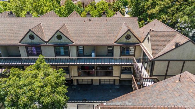 1116 Brewster Ave, Redwood City, CA 94062