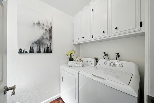 1116 Brewster Ave, Redwood City, CA 94062
