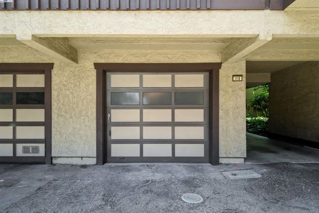 1116 Brewster Ave, Redwood City, CA 94062