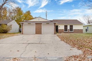 2310/2312 Willow Lane, Manhattan, KS 66502