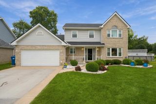 14101 E Laramie Court, Crestwood, IL 60418