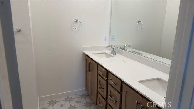 6438 Castle Crags Avenue, Hesperia, CA 92345