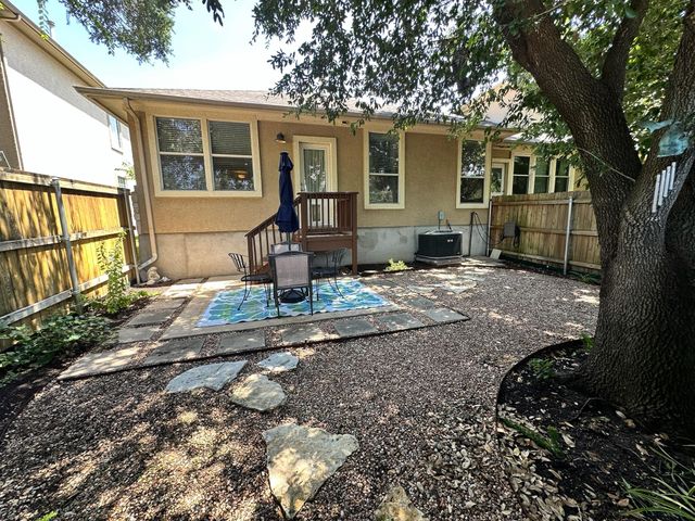 7708 San Felipe BLVD 8, Austin, TX 78729