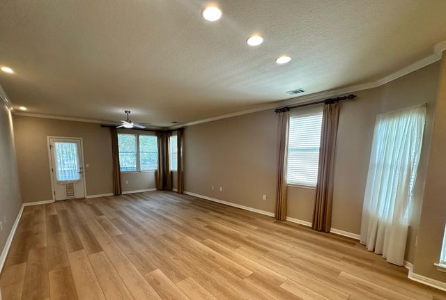 7708 San Felipe BLVD 8, Austin, TX 78729
