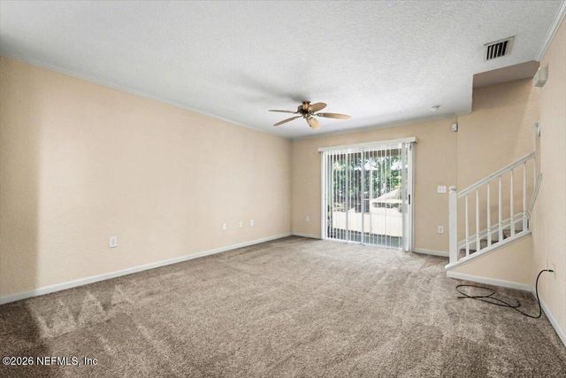 8550 ARGYLE BUSINESS Loop 306, Jacksonville, FL 32244