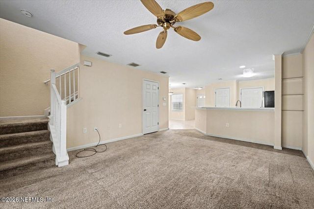 8550 ARGYLE BUSINESS Loop 306, Jacksonville, FL 32244