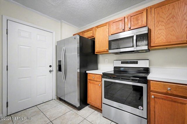 8550 ARGYLE BUSINESS Loop 306, Jacksonville, FL 32244