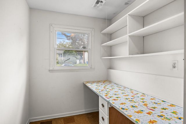 38 KNOLLWOOD DR, Cherry Hill, NJ 08002