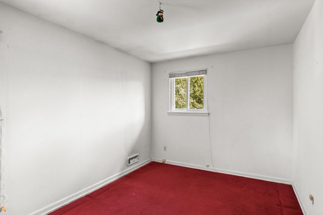 38 KNOLLWOOD DR, Cherry Hill, NJ 08002
