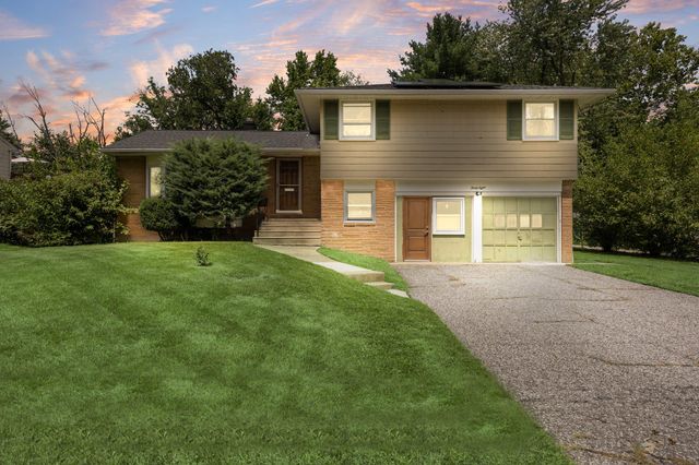 38 KNOLLWOOD DR, Cherry Hill, NJ 08002