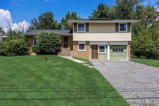 38 KNOLLWOOD DR, Cherry Hill, NJ 08002