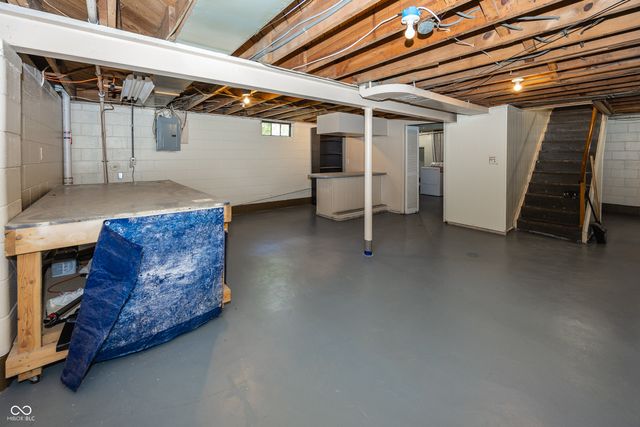 4730 E 71st Street, Indianapolis, IN 46220