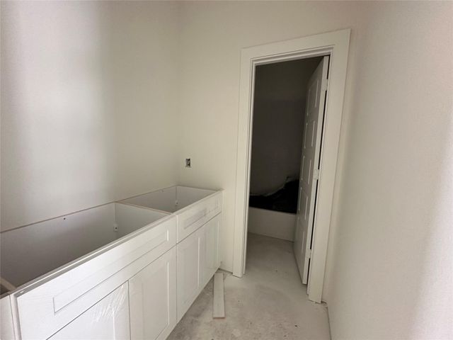 3126 Emerald Hills Dr, Angleton, TX 77515