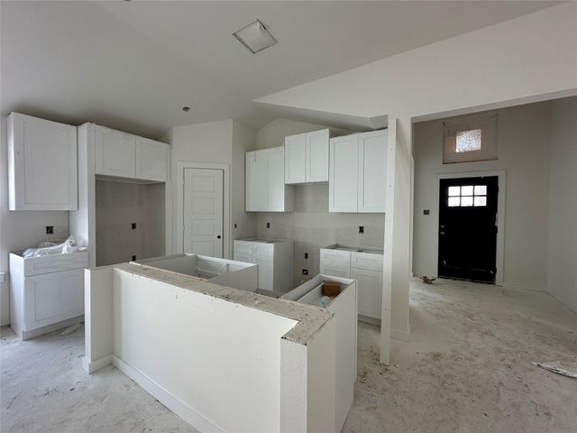 3126 Emerald Hills Dr, Angleton, TX 77515