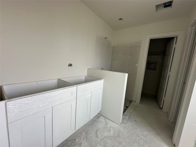 3126 Emerald Hills Dr, Angleton, TX 77515