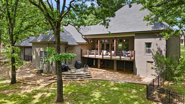 9 Rosemary Ln, Clarksville, AR 72830