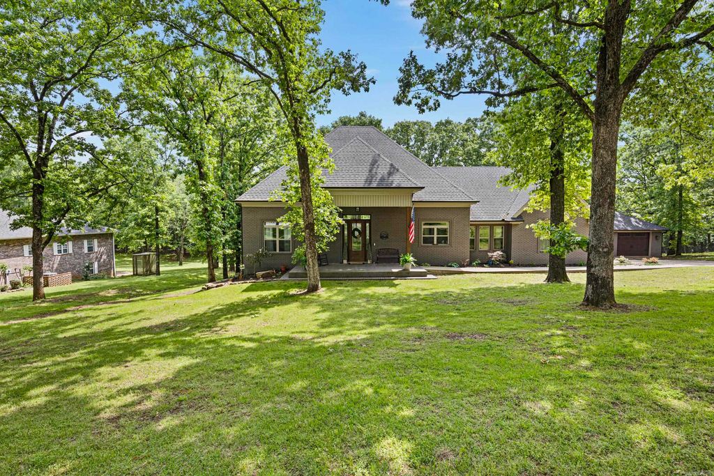 9 Rosemary Ln, Clarksville, AR 72830