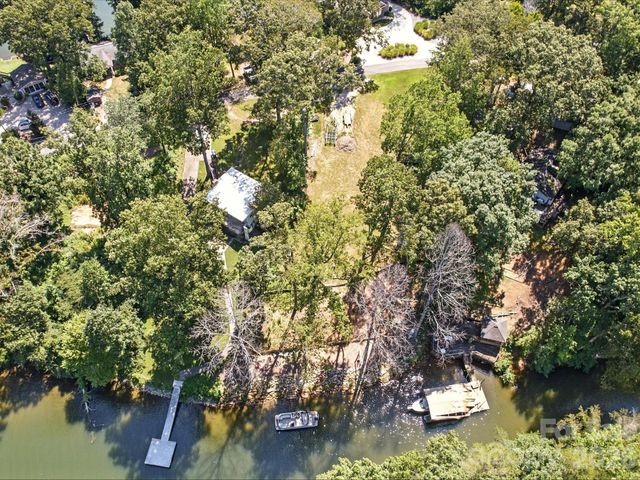 3748 Landmark Drive, Sherrills Ford, NC 28673