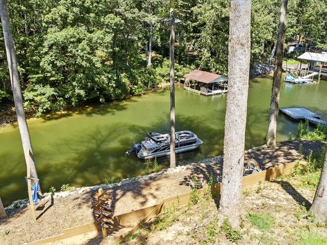 3748 Landmark Drive, Sherrills Ford, NC 28673