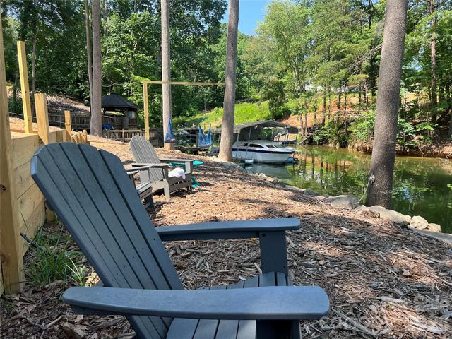 3748 Landmark Drive, Sherrills Ford, NC 28673