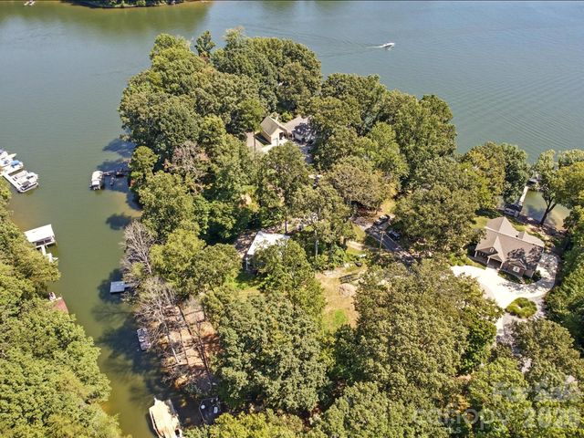 3748 Landmark Drive, Sherrills Ford, NC 28673