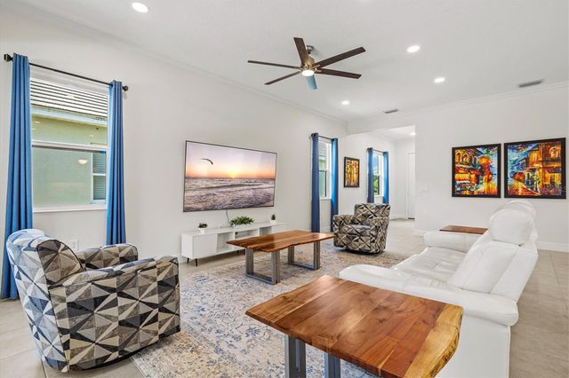 11909 HUNTERS CREEK ROAD, Venice, FL 34293