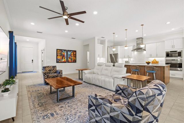 11909 HUNTERS CREEK ROAD, Venice, FL 34293