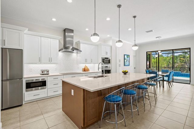 11909 HUNTERS CREEK ROAD, Venice, FL 34293