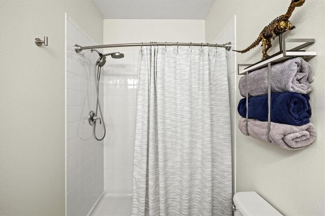 11909 HUNTERS CREEK ROAD, Venice, FL 34293