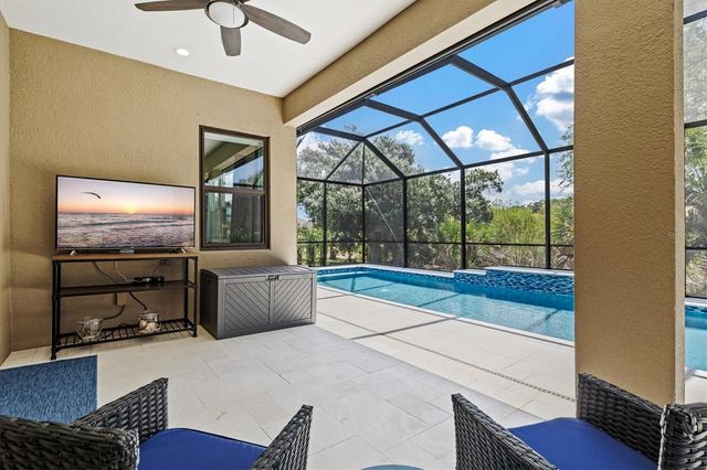 11909 HUNTERS CREEK ROAD, Venice, FL 34293