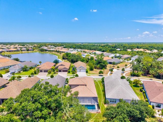 11909 HUNTERS CREEK ROAD, Venice, FL 34293