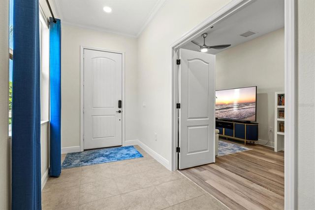 11909 HUNTERS CREEK ROAD, Venice, FL 34293