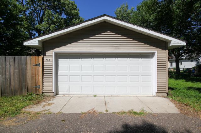 718 Watson Avenue, Saint Paul, MN 55102