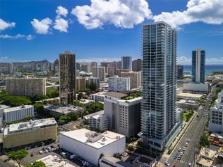 1515 Liona Street 4103, Honolulu, HI 96814