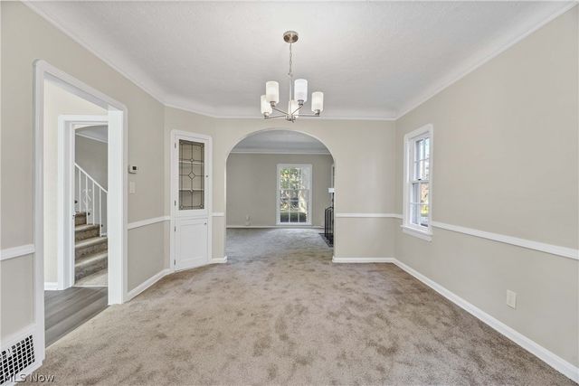 1031 Pennfield Road, Cleveland Heights, OH 44121