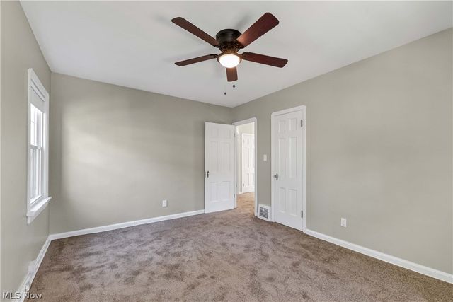 1031 Pennfield Road, Cleveland Heights, OH 44121