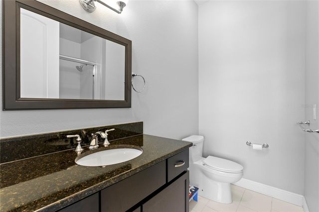 412 REGENT LANE N, St Petersburg, FL 33701