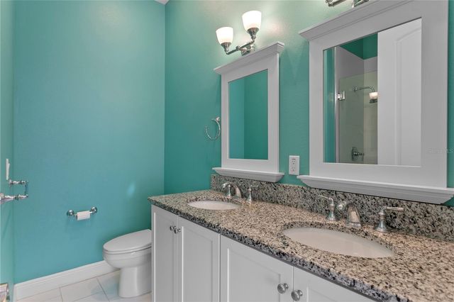 412 REGENT LANE N, St Petersburg, FL 33701