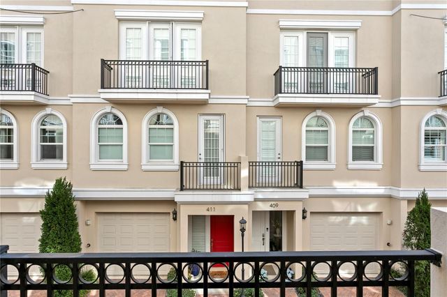 412 REGENT LANE N, St Petersburg, FL 33701