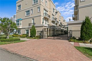 412 REGENT LANE N, St Petersburg, FL 33701