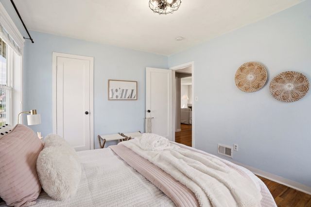 5017 N Post St, Spokane, WA 99205